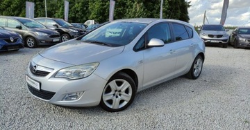 Opel Astra J Hatchback 5d 1.4 Turbo ECOTEC 140KM 2011 Opel Astra 1.4 TURBO 140kM Klima Temp Czujniki Grzana Kierownica GWARANCJA, zdjęcie 13