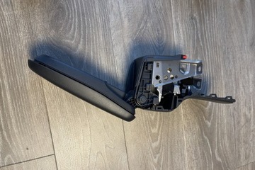 LOKETNÍ OPĚRKA MAZDA 2 HATCHBACK (KB) 58901K0020 1.5L HYBRID 85KW 2023