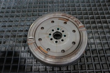 AUDI TT TTS RS MK3 8S 2.0 TSI KOLO SETRVAČNÍK DVOUHMOTNÉ DSG