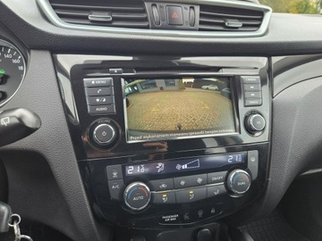 Nissan Qashqai II Crossover Facelifting 1.3 DIG-T  160KM 2019 Nissan Qashqai 1,3 benzyna 160KM kamera automat, zdjęcie 11