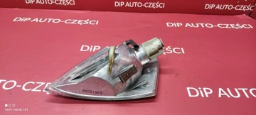 R199 Volkswagen PASSAT B5 084411516RF Kierunkowskaz przedni prawy