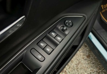 Peugeot 5008 II Crossover 1.6 THP 165KM 2018 Peugeot 5008 1.6 165KM LED 7os NAVI KAMERA gwarancja AUTOMAT 7 OSOBOWY, zdjęcie 31