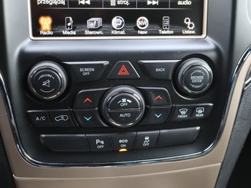 Jeep Grand Cherokee IV Terenowy Facelifting 3.0 V6 CRD 250KM 2015 Jeep Grand Cherokee 3.0 CRD, Salon Polska, 246 KM, zdjęcie 16