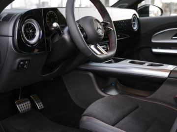 Mercedes CLA C118/X118 2026 MERCEDES-BENZ CLA 250+ AMG Line Sedan (272KM) 2026, zdjęcie 7