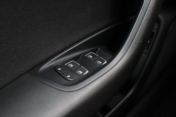 Audi A6 C7 Avant Facelifting 2.0 TDI ultra 190KM 2014 Audi A6 2.0 TDI, Serwis ASO, 187 KM, Automat, zdjęcie 19