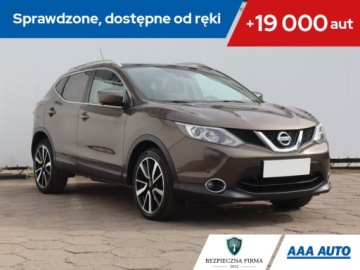 Nissan Qashqai II Crossover 1.5 dCi 110KM 2014 Nissan Qashqai 1.5 dCi, Skóra, Navi, Klima