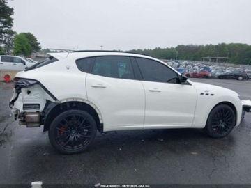 Maserati Levante 2022 Maserati Levante GT 2022 3.0l 3.0 Benzyna 345KM, zdjęcie 6