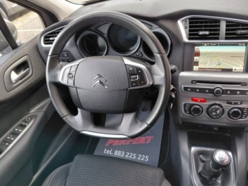 Citroen C4 II Hatchback 5d Facelifting 1.6 HDi 92KM 2015 Citroen C4 Lift LED Sensor Elektryka Tempomat PDC Alu 1.6 Diesel 92KM, zdjęcie 16