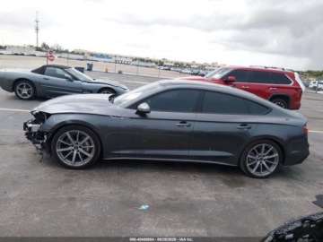 Audi A5 B10 2025 Audi A5 Sportback Premium 45 Tfsi S Line Quattro S Tronic 2025 2.0 Benzyna, zdjęcie 1