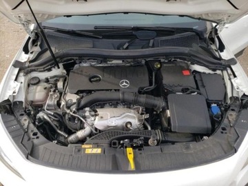 Mercedes GLA II 2021 Mercedes-Benz GLA 2021r., 4MATIC, od ubezpieczalni 2.0 Benzyna 221KM, zdjęcie 11