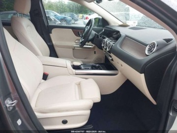 Mercedes GLA II 2023 Mercedes-Benz GLA 250 4Matic 2023 2.0l 2.0 Benzyna 221KM, zdjęcie 9