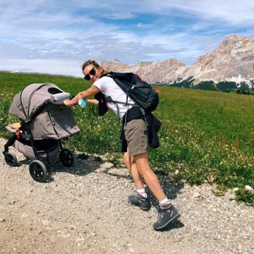 Коляска MAST Swiss M4 Onyx черная