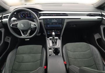 Volkswagen Arteon Fastback Facelifting 2.0 TSI 190KM 2023 Volkswagen Arteon 2.0 Benzyna 190KM, zdjęcie 13