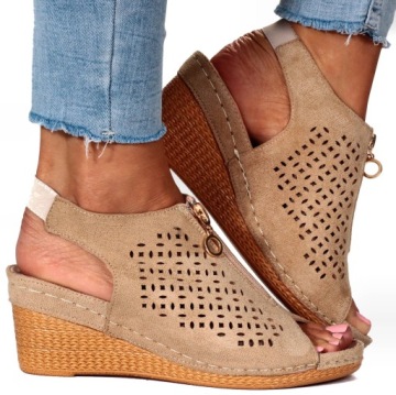 ЭЛЕГАНТНЫЕ ЖЕНСКИЕ САНДАЛИИ НА ТЕЛЕЖКЕ, ШИТЫЕ