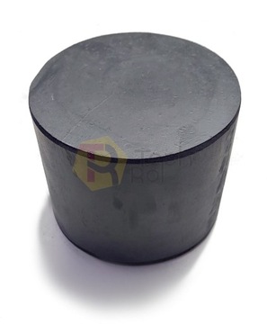 Резиновый валик размером 100 х 100 мм, резиновая амортизирующая втулка.