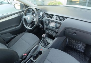 Skoda Octavia III Kombi 1.6 TDI 110KM 2016 Skoda Octavia Skoda Octavia 1.6 TDI (Green tec) 4x4 Joy 1.6 Diesel 110KM, zdjęcie 13