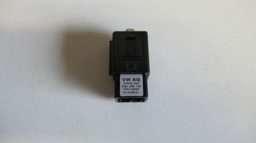 РАЗЪЕМ РОЗЕТКИ USB-ВХОД VW SKODA 5Q0037724