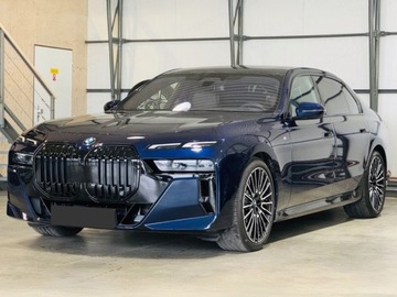 BMW Seria 7 G70 Sedan 3.0 40d 299KM 2025 BMW Seria 7 740d xDrive Sport Sedan 3.0 (299KM) 2025, zdjęcie 4