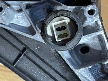 322 BMW E90 E91 FACELIFT ZRCÁTKO PRAVÉ 5 PINU SCHWARZ II 668