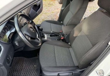 Skoda Octavia III Liftback 1.6 TDI 110KM 2016 Skoda Octavia Skoda Octavia 1.6 TDI Edition 1.6 Diesel 110KM, zdjęcie 12