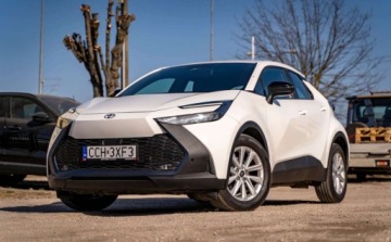 Toyota C-HR II SUV 1.8 Hybrid 140KM 2025 Toyota C-HR Toyota C-HR 1.8 Hybryda Faktura VAT23 1.8 Hybryda 140KM, zdjęcie 1