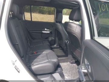 Mercedes GLB 2021 Mercedes-Benz GLB 250 4Matic 2021 2.0l 2.0 Benzyna 221KM, zdjęcie 12