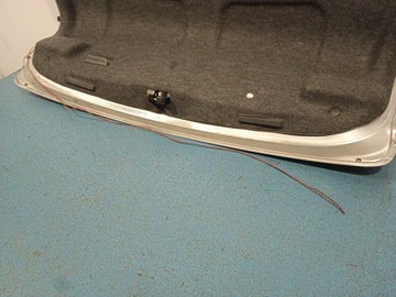 HONDA ACCORD VII ЗАДНЯЯ ДВЕРЬ БАГАЖНИКА NH623M