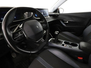 Peugeot 2008 II SUV 1.2 PureTech 100KM 2020 Peugeot 2008 Kamera, Aut.klima, Navi, Bluetooth, zdjęcie 13