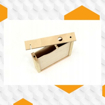 Рамочная кормушка ВАРШАВСКА Удлиненная к улью пчеловодной пасеки.