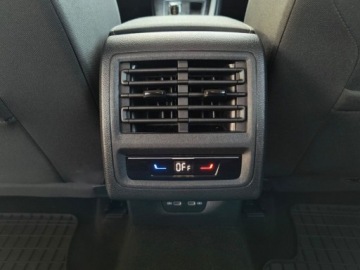 Volkswagen Golf VIII Variant 2.0 TDI 150KM 2021 Volkswagen Golf SalonPL serwis 2.0TDI 150KM bezwypadkow pakiet AppConnect, zdjęcie 22