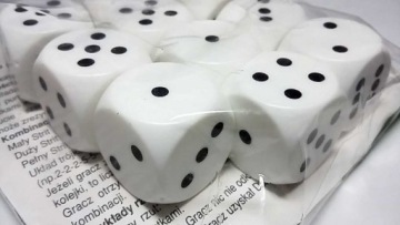 АЛЕКСАНДР ИГРА В КОСТИ