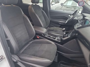 Ford Kuga II SUV Facelifting 1.5 EcoBoost 150KM 2017 Ford Kuga Ford Kuga 1.5 EcoBoost FWD Trend ASS, polski salon, 1.5 Benzyna, zdjęcie 9