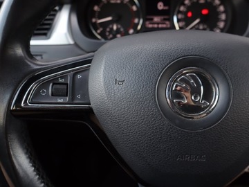 Skoda Rapid II Spaceback 1.2 TSI 85KM 2013 Skoda Rapid Spaceback 1.2 TSI, Salon Polska, zdjęcie 16