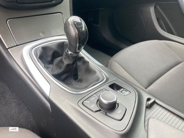 Opel Insignia I Sports Tourer 2.0 CDTI ECOTEC 160KM 2011 Opel Insignia bardzo ladna, po oplatach, GWARANCJA 2.0 Diesel 160KM, zdjęcie 15