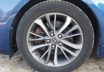 Toyota Avensis III Sedan Facelifting 2015 2.0 D-4D 143KM 2016 Toyota Avensis Salon PLPotwierdzony przebiegZadbanyEkonomiczny 2.0 143KM, zdjęcie 25