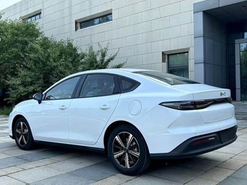 BYD Seal 2025 5 Seal U 1.5 DM-i Comfort Sedan (212 KM) 2025, zdjęcie 1