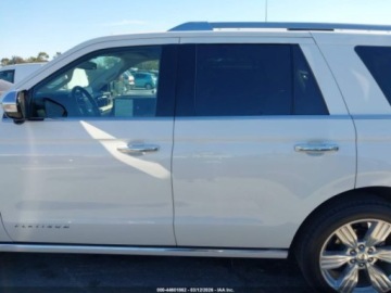 Ford Expedition III 2023 Ford Expedition Platinum 2023 3.5 Benzyna 400KM, zdjęcie 2