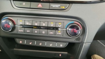 Kia XCeed Crossover 1.4 T-GDI 140KM 2020 Kia XCeed XCEED automat navi ledy biala perla Tylko 116.oookm MOZLIWA ZAMI, zdjęcie 27
