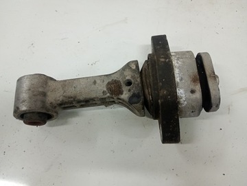 KIA VENGA 1,6CRDI UCHYCENÍ SPODNÍ LÍZÁTKO ULOŽENÍ MOTORU PŘEVODOVKY ŘAZENÍ