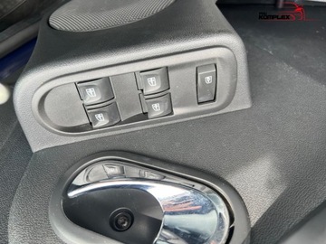 Dacia Duster I SUV Facelifting 1.2 TCe (Euro 6) 125KM 2016 Dacia Duster 1.2 TCE bogate wyposazenie 1.2 Benzyna 125KM, zdjęcie 16