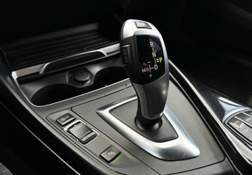 BMW Seria 1 F20-F21 2017 BMW Seria 1 118i 136KM AT8 Sport Line Salon PL 1.5 Benzyna 136KM, zdjęcie 18
