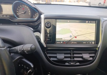 Peugeot 2008 I SUV Facelifting 1.2 PureTech 110KM 2019 Peugeot 2008 Pierwszy wlasciicel. Salon Polska 1.2 Benzyna 110KM, zdjęcie 8