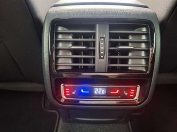 Volkswagen Arteon Fastback Facelifting 2.0 TDI SCR 150KM 2022 Volkswagen Arteon ASO 2.0TDI 150KM HK pakiety head-up Webasto Ambiente LED, zdjęcie 20