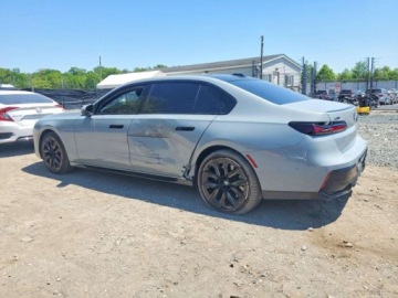 BMW Seria 7 G70 2025 BMW Seria 7 2025r., 740XI, 3.0L, od ubezpieczalni 3.0 Benzyna 375KM, zdjęcie 5