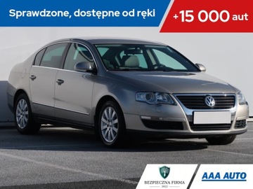 Volkswagen Passat B6 Sedan 2.0 FSI 150KM 2005 VW Passat 2.0 FSI, 1. Właściciel, Klima