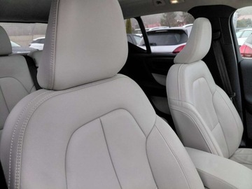 Volvo XC40 Crossover Facelifting 2.0 B5 250KM 2024 Volvo XC 40 Full Opcja Panorama Kamera 360 4x4 Full LED Harman Kardon 2.0, zdjęcie 15