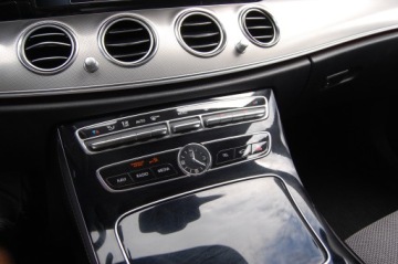 Mercedes Klasa E W213 Limuzyna 2.0 220d 194KM 2016 E-KLASA W213 2.0 194PS Avantgarde Tylko 152Tkm Temp.Aktywny Kamera Ambiente, zdjęcie 34