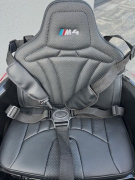 Автомобиль на аккумуляторе BMW M4 КОЖА, ЭВА, ДИСТАНЦИОННЫЙ АККУМУЛЯТОР ДО 14Ач
