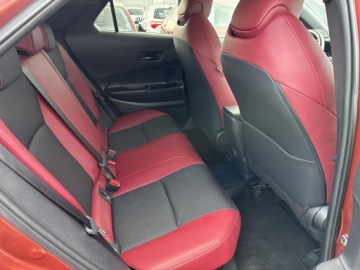 Toyota C-HR II SUV Plug-In 2.0 Hybrid Dynamic Force Plug-in  223KM 2025 Toyota C-HR 2.0 Hybrid Dynamic Force Executive Pre, zdjęcie 7