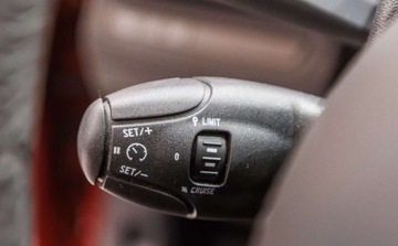 Peugeot 2008 I SUV Facelifting 1.2 PureTech 110KM 2016 Peugeot 2008 1.2 Pure Tech Active SS 1.2 Benzyna 110KM, zdjęcie 32